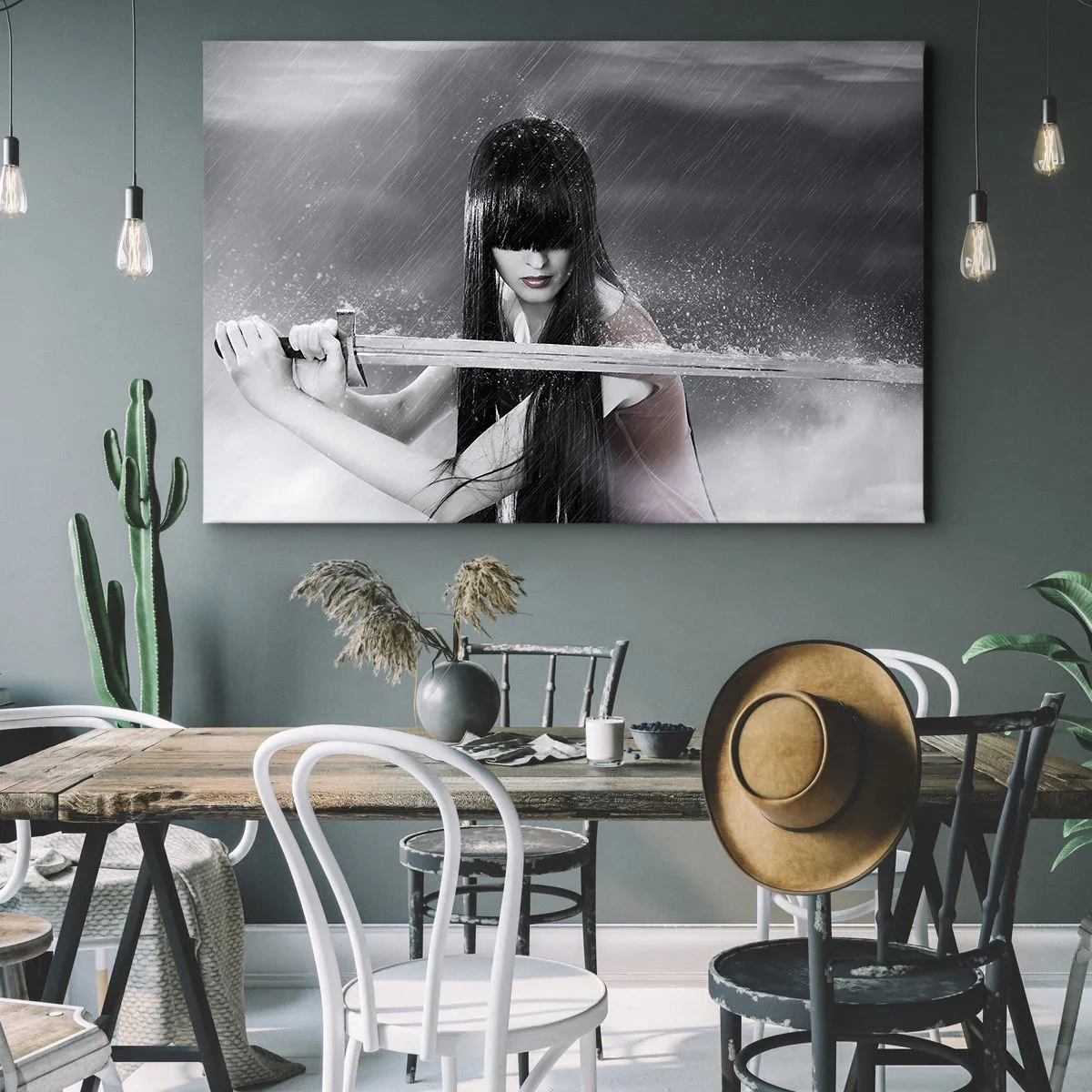Impression sur toile - Image sur toile - Une femme avec une épée sous la pluie avec une apparence dynamique et mystérieuse - 120x80cm - Belle et dangereuse - Décoration murale moderne pour le salon et la chambre ARTTOR