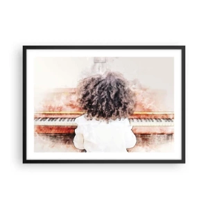 Affiche dans un cadre noir - Poster - Une fille aux cheveux touffus au piano - 70x50cm - Dans un nouveau monde - Décoration murale moderne pour le salon et la chambre ARTTOR