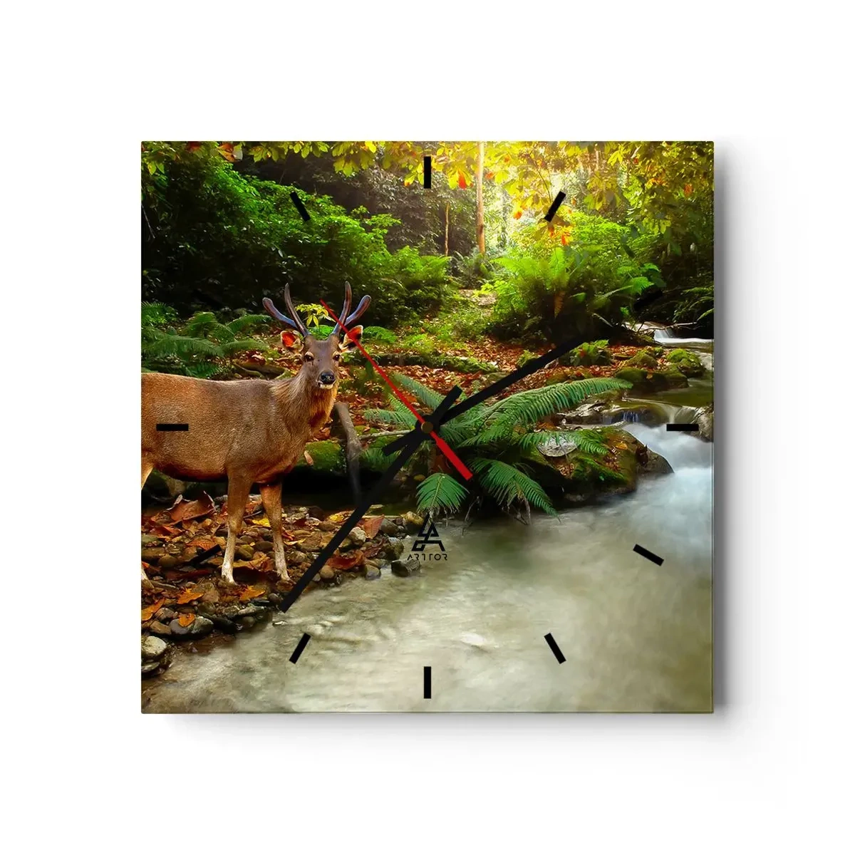 Horloge murale - Pendule murale - Un cerf près d'un ruisseau entouré de verdure dans la forêt - 30x30cm - Bienvenue dans mon monde - Décoration murale moderne pour le salon et la chambre ARTTOR
