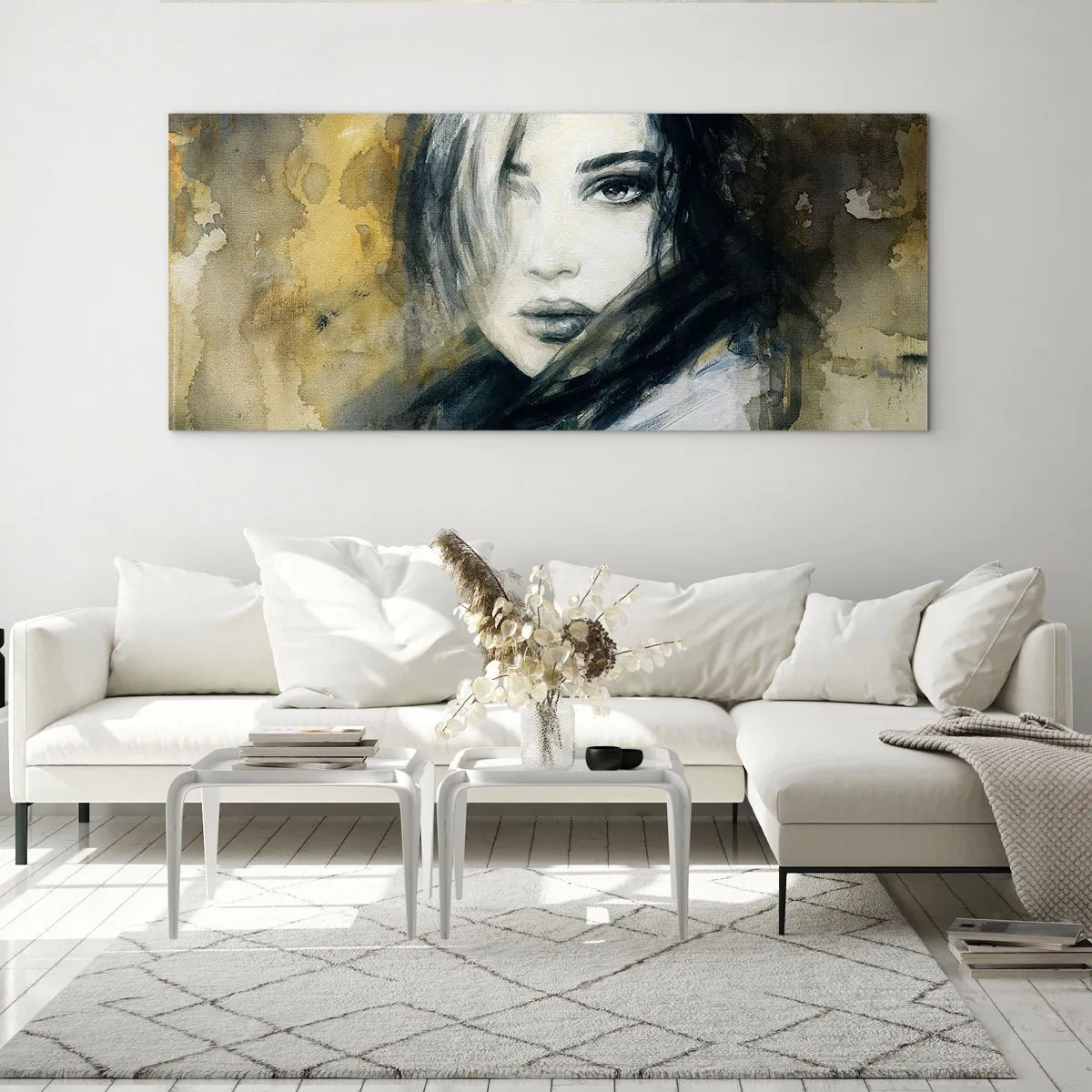 Impression sur verre - Image sur verre - Portrait d'une femme sur fond de taches abstraites dans les tons beiges - 140x50cm - plutôt innocente ou sensuelle ? - Décoration murale moderne pour le salon et la chambre ARTTOR