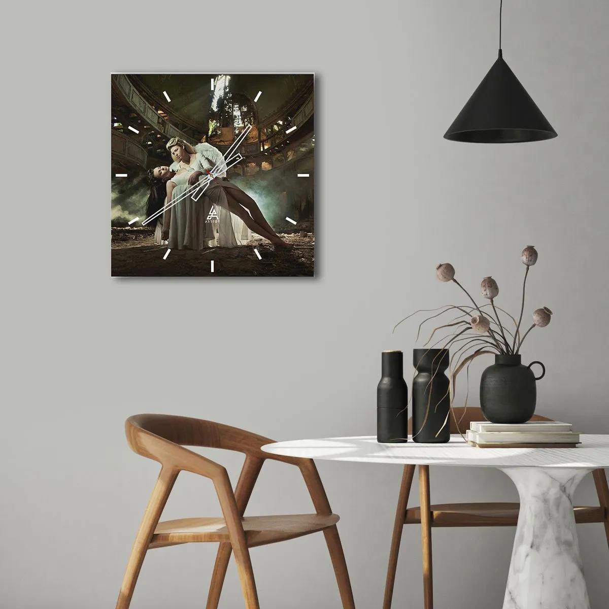 Horloge murale - Pendule murale - L'esprit du théâtre ancien - 30x30 cm