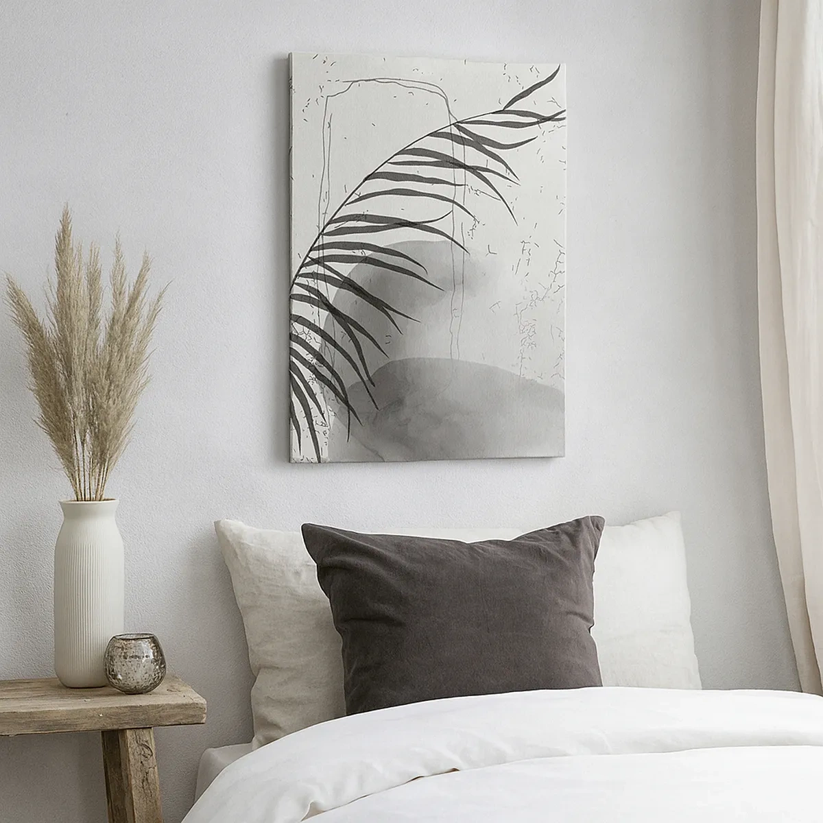 Impression sur toile - Image sur toile - Un délicat motif de feuille de palmier sur un fond clair dans un style scandinave. - 50x70cm - L'exotisme subtil de la nature - Décoration murale moderne pour le salon et la chambre ARTTOR