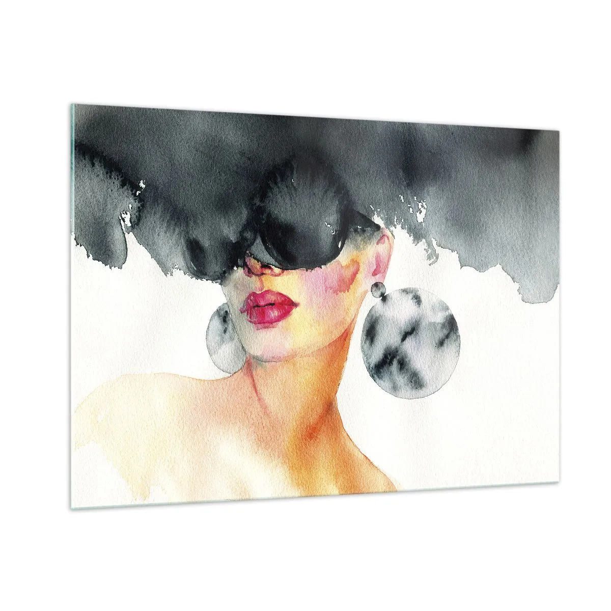 Impression sur verre - Image sur verre - Portrait d'une femme avec de grandes boucles d'oreilles et une tache noire au-dessus de la tête - 100x70cm - Secret de l'élégance - Décoration murale moderne pour le salon et la chambre ARTTOR