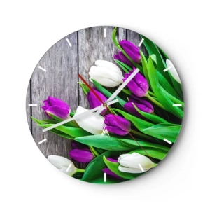 Horloge murale - Pendule murale - Un bouquet de tulipes violettes et blanches sur un fond en bois - 30x30cm - Le jour des vacances de printemps - Décoration murale moderne pour le salon, la cuisine et la chambre ARTTOR