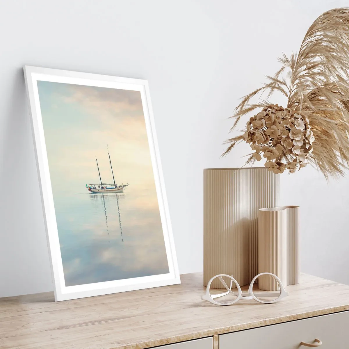 Affiche dans un cadre blanc - Poster - Dans une mer de silence - 50x70 cm