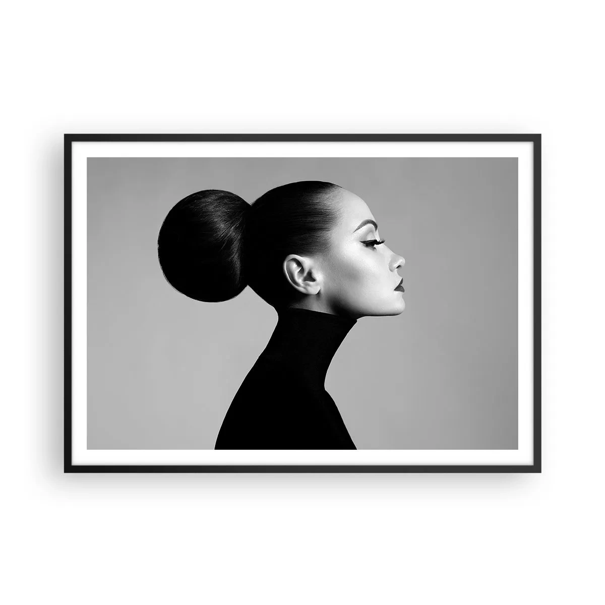 Affiche dans un cadre noir - Poster - Profil d'une femme en noir et blanc avec un chignon élégant - 100x70cm - Néfertiti moderne - Décoration murale moderne pour le salon et la chambre ARTTOR