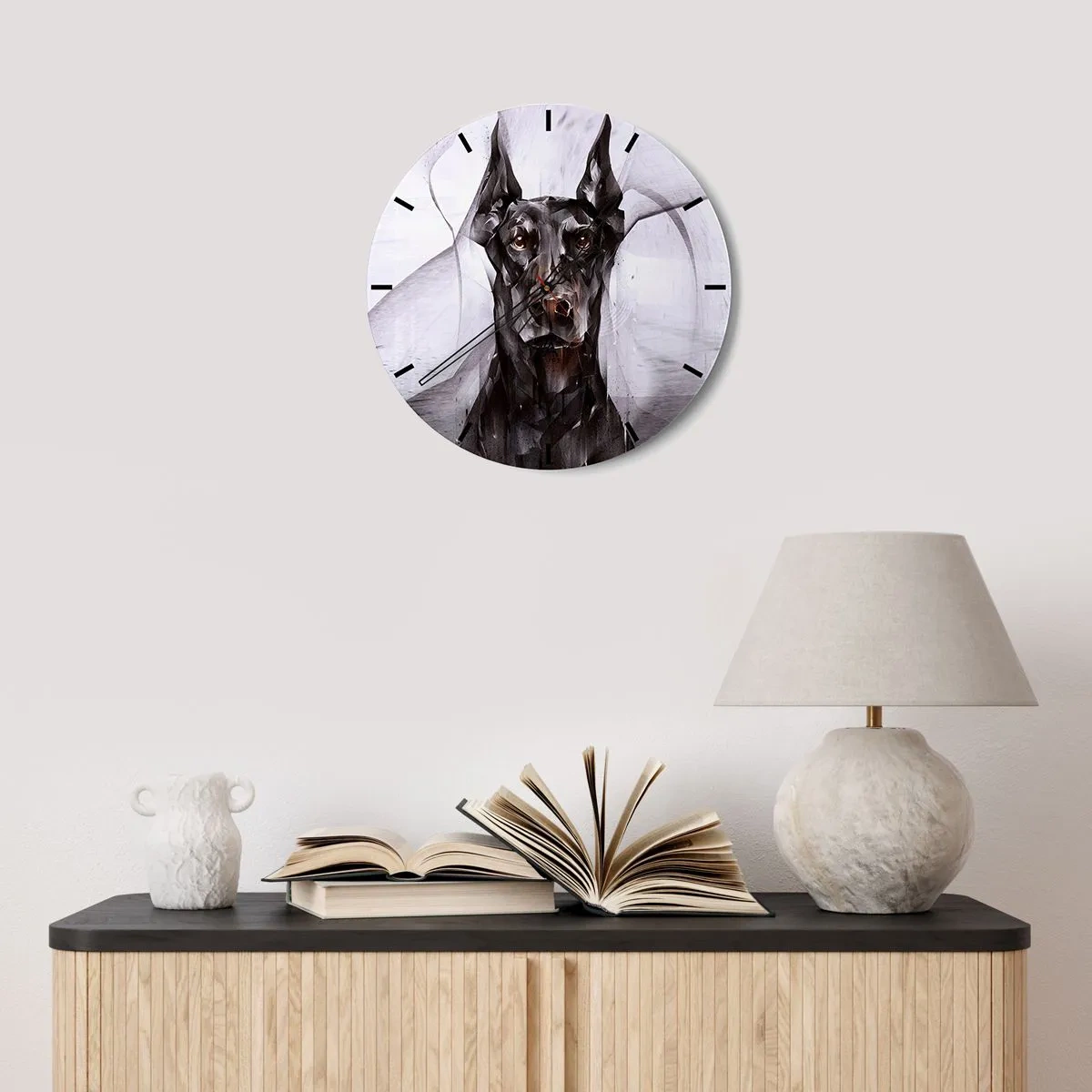 Horloge murale - Pendule murale - Portrait d'un Doberman dans un style géométrique moderne - 30x30cm - Né noble - Décoration murale moderne pour le salon, la cuisine et la chambre ARTTOR