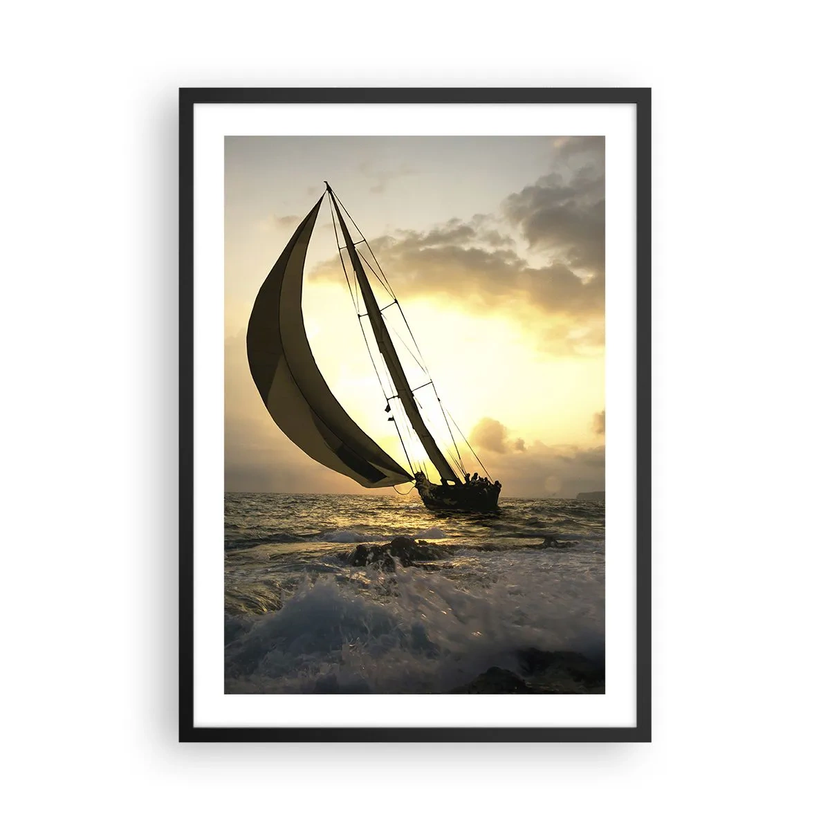 Affiche dans un cadre noir - Poster - Un voilier sur une mer agitée à la lueur du soleil couchant - 50x70cm - Avec le vent et contre le vent - Décoration murale moderne pour le salon et la chambre ARTTOR