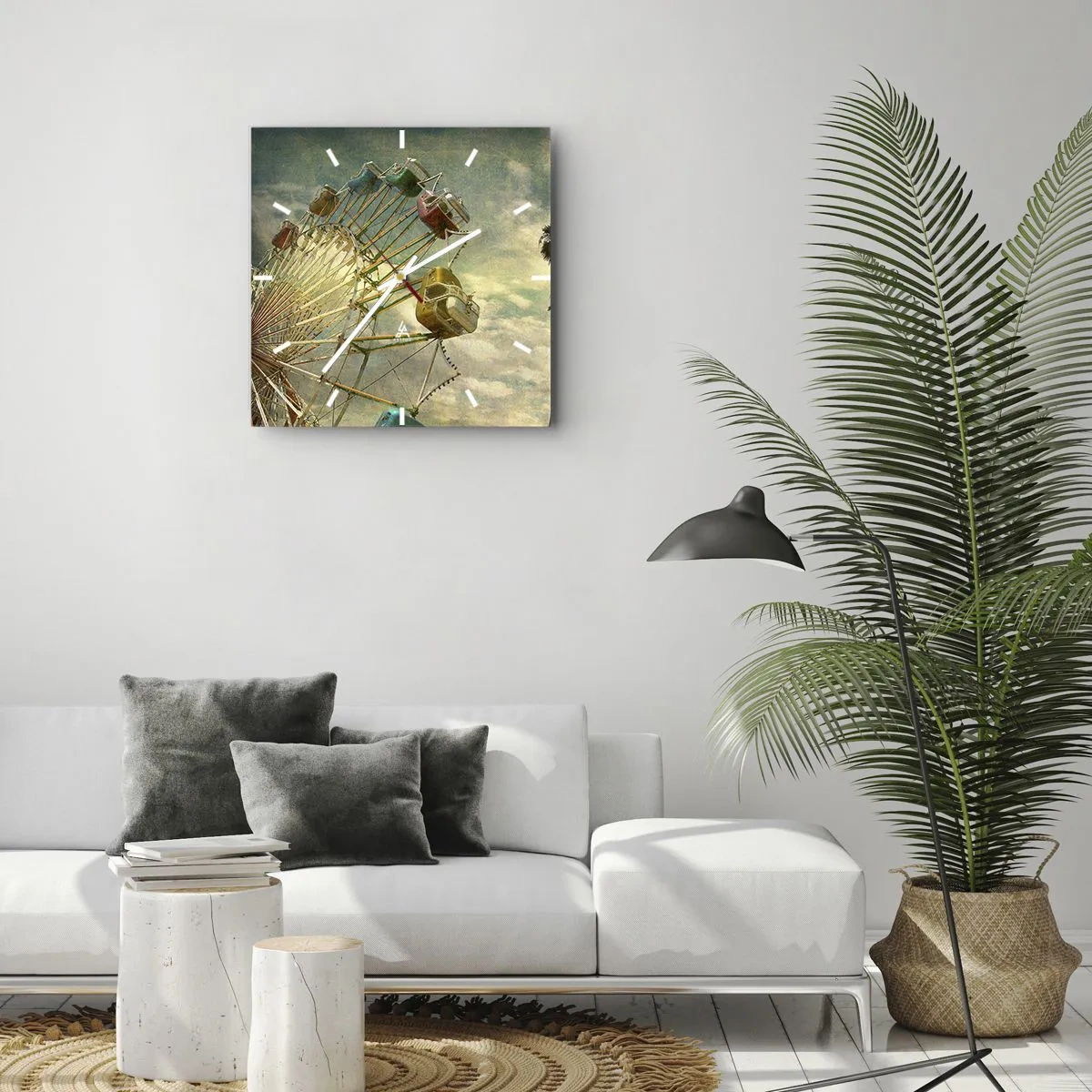 Horloge murale - Pendule murale - Photo rétro d'une grande roue avec des palmiers contre le ciel - 30x30cm - On va faire la fête - Décoration murale moderne pour le salon et la chambre ARTTOR