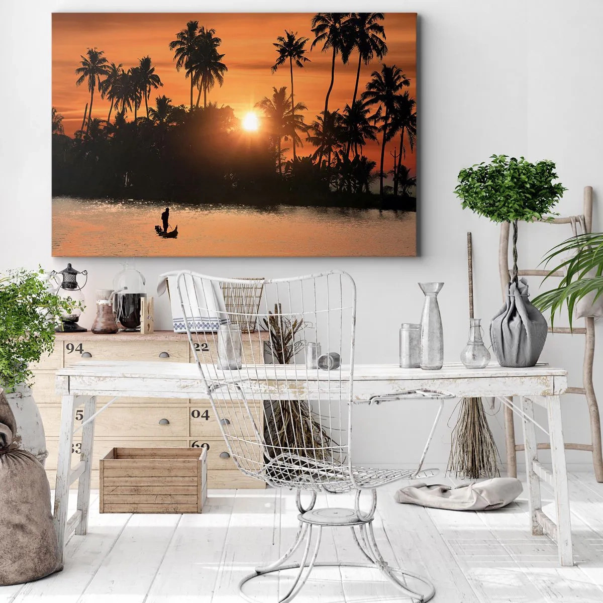 Impression sur toile - Image sur toile - Coucher de soleil sur les palmiers et un lac calme avec un bateau - 70x50cm - Il est temps de se détendre - Décoration murale moderne pour le salon et la chambre ARTTOR