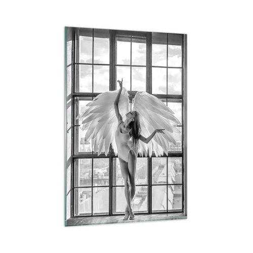 Impression sur verre - Image sur verre - Une femme avec des ailes d'ange sur fond de fenêtre de loft - 80x120cm - La ville des anges? - Décoration murale moderne pour le salon et la chambre ARTTOR