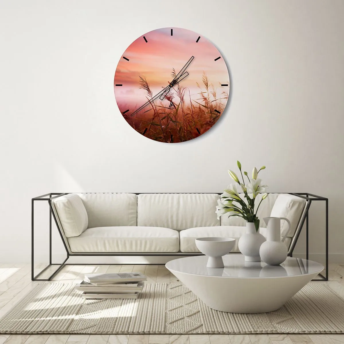 Horloge murale - Pendule murale - Un champ d'herbe à l'aube dans des tons chauds de rose et d'orange - 30x30cm - Cerfs-volants, pissenlits, vent - Décoration murale moderne pour le salon, la cuisine et la chambre ARTTOR