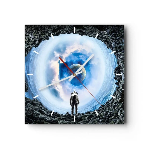 Horloge murale - Pendule murale - Astronaute devant un paysage spatial avec la Terre en arrière-plan - 30x30cm - Plus très loin de la maison - Décoration murale moderne pour le salon et la chambre ARTTOR
