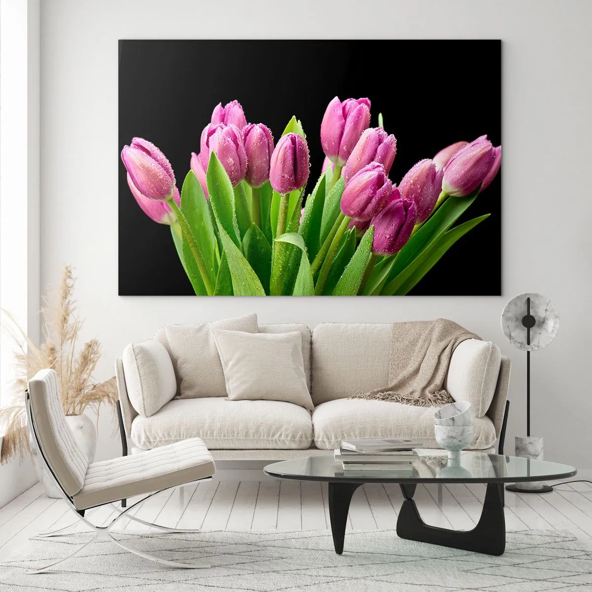Impression sur verre - Image sur verre - Un bouquet de tulipes roses recouvertes de gouttes d'eau sur fond noir. - 70x50cm - Joie printanière des lilas - Décoration murale moderne pour le salon et la chambre ARTTOR
