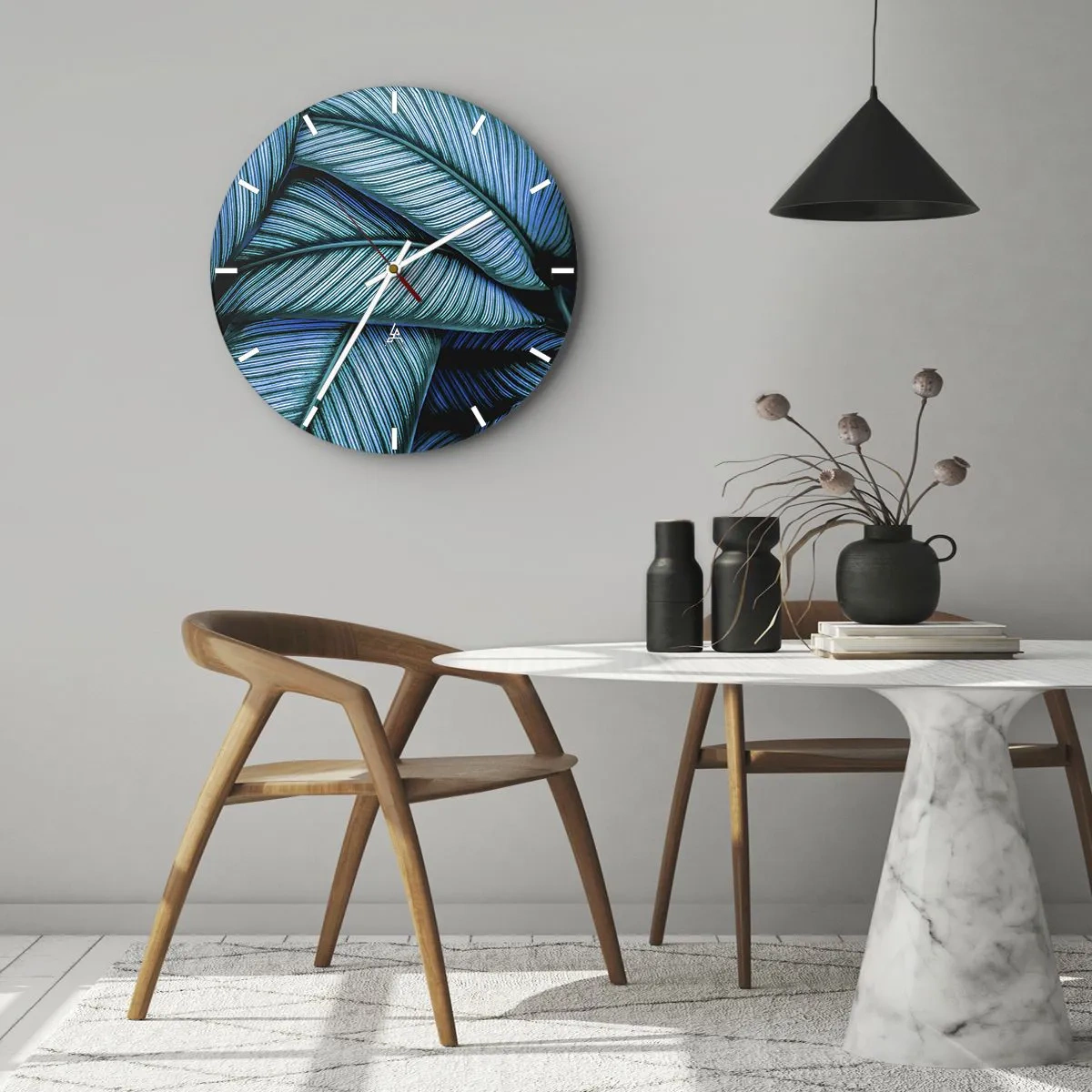 Horloge murale - Pendule murale - Gros plan de plumes dans les tons turquoise et bleu marine - 30x30cm - Lignes de vie - Décoration murale moderne pour le salon, la cuisine et la chambre ARTTOR