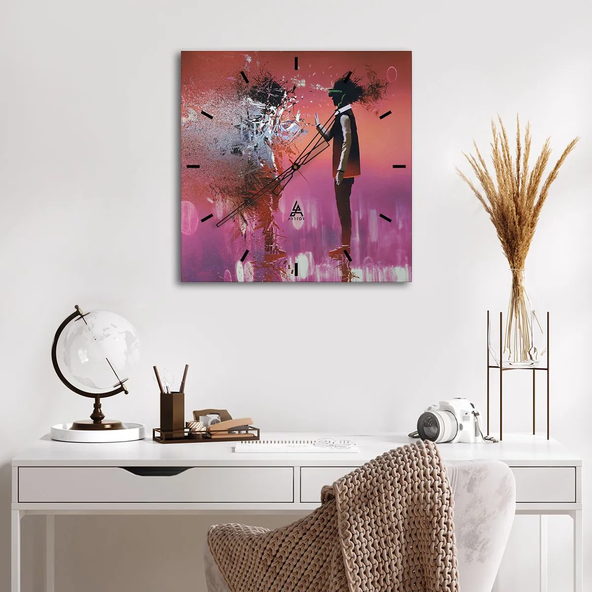 Horloge murale - Pendule murale - Une scène abstraite avec une figure futuriste et des éléments dispersés. - 30x30cm - Pouvez-vous regarder à l'intérieur de vous-même ? - Décoration murale moderne pour le salon et la chambre ARTTOR