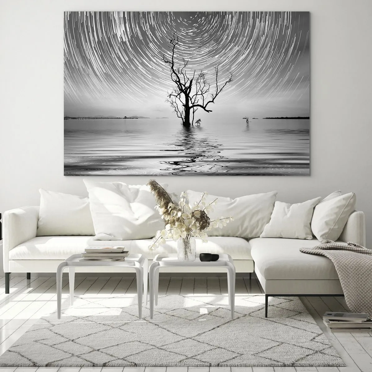 Impression sur verre - Image sur verre - Paysage noir et blanc avec un arbre et des traînées d'étoiles - 120x80cm - La symphonie de la nature - Décoration murale moderne pour le salon et la chambre ARTTOR