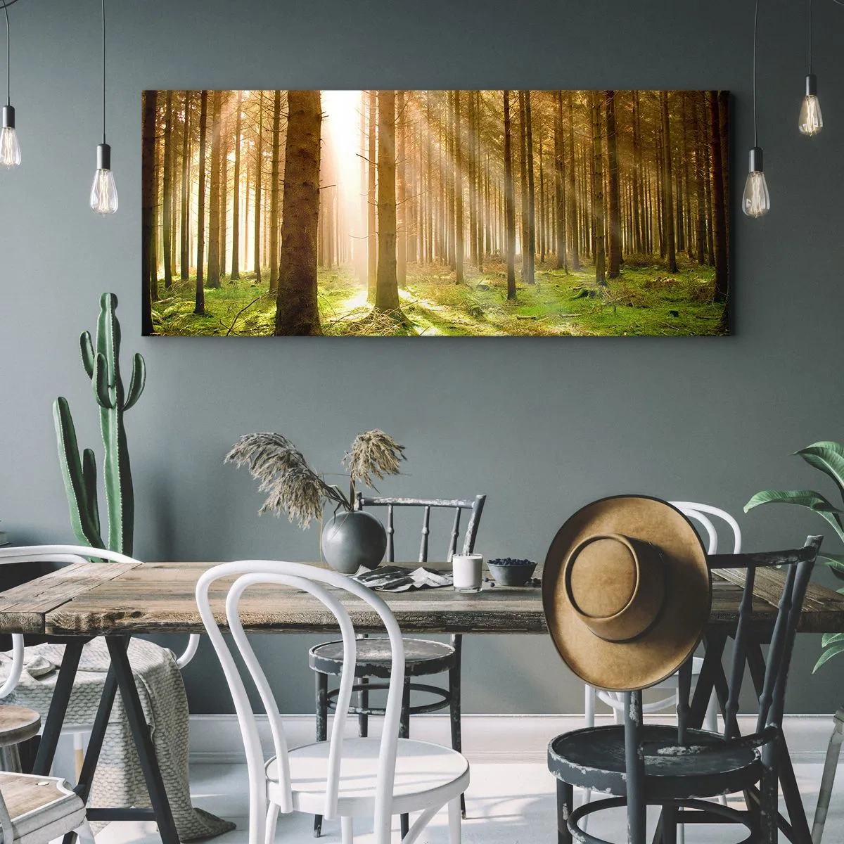 Impression sur toile - Image sur toile - Forêt de conifères avec les rayons du soleil qui brillent à travers les arbres - 140x50cm - Les elfes vont bientôt apparaître - Décoration murale moderne pour le salon et la chambre ARTTOR