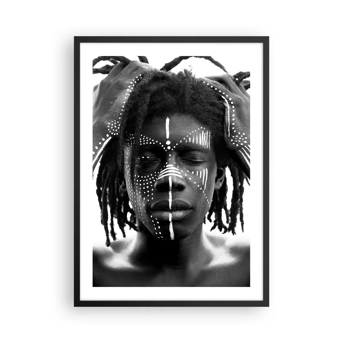 Affiche dans un cadre noir - Poster - Un homme avec des peintures blanches sur le visage et les mains - 50x70cm - Où êtes-vous? - Décoration murale moderne pour le salon et la chambre ARTTOR
