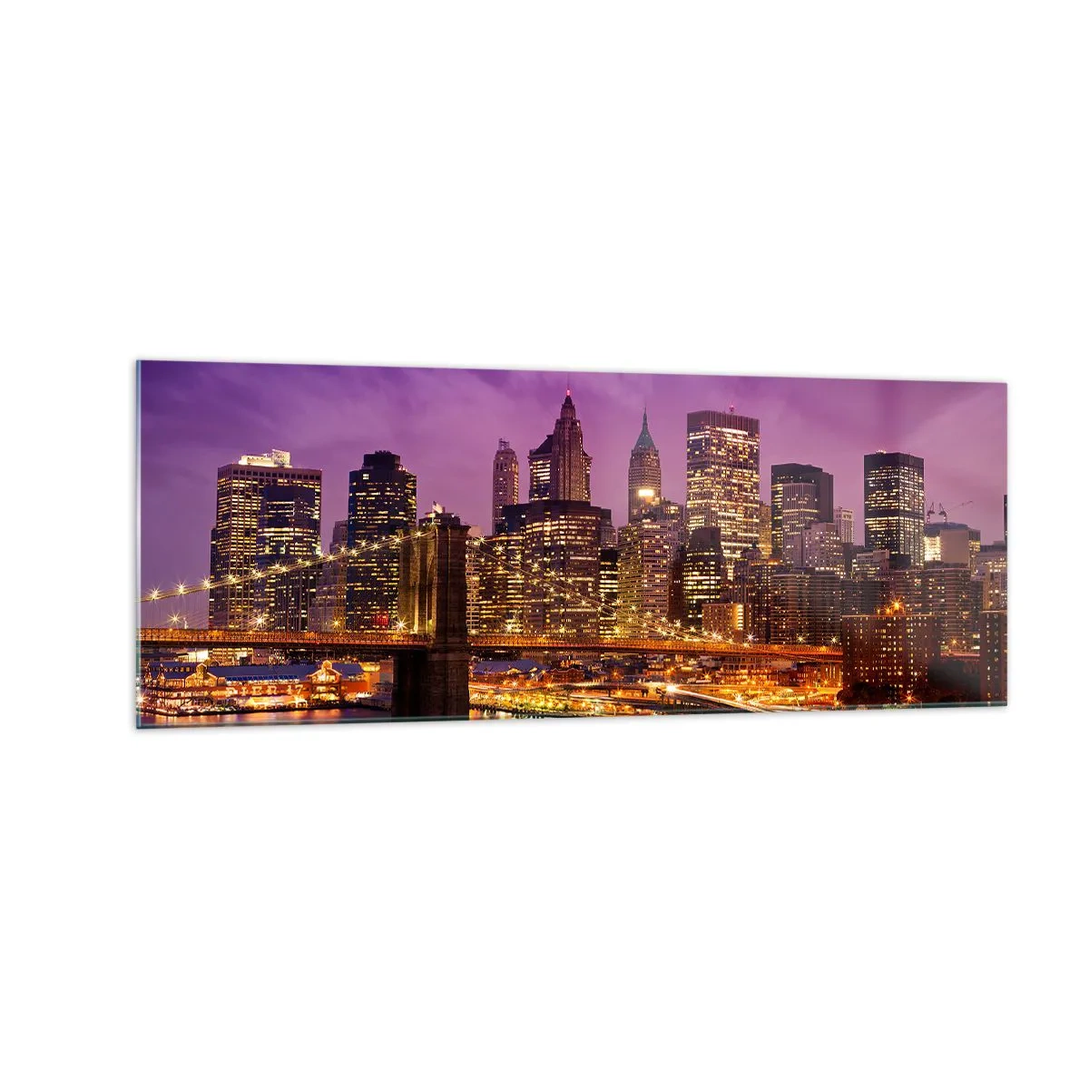 Impression sur verre - Image sur verre - Panorama de la ville avec le pont dans la lumière du soir contre le ciel violet - 140x50cm - Manhathann or violet - Décoration murale moderne pour le salon et la chambre ARTTOR
