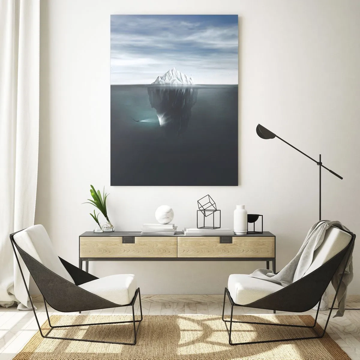Impression sur verre - Image sur verre - Un iceberg dans l'eau avec un plongeur et un projecteur sous la surface. - 80x120cm - Mystère sous-marin - Décoration murale moderne pour le salon et la chambre ARTTOR