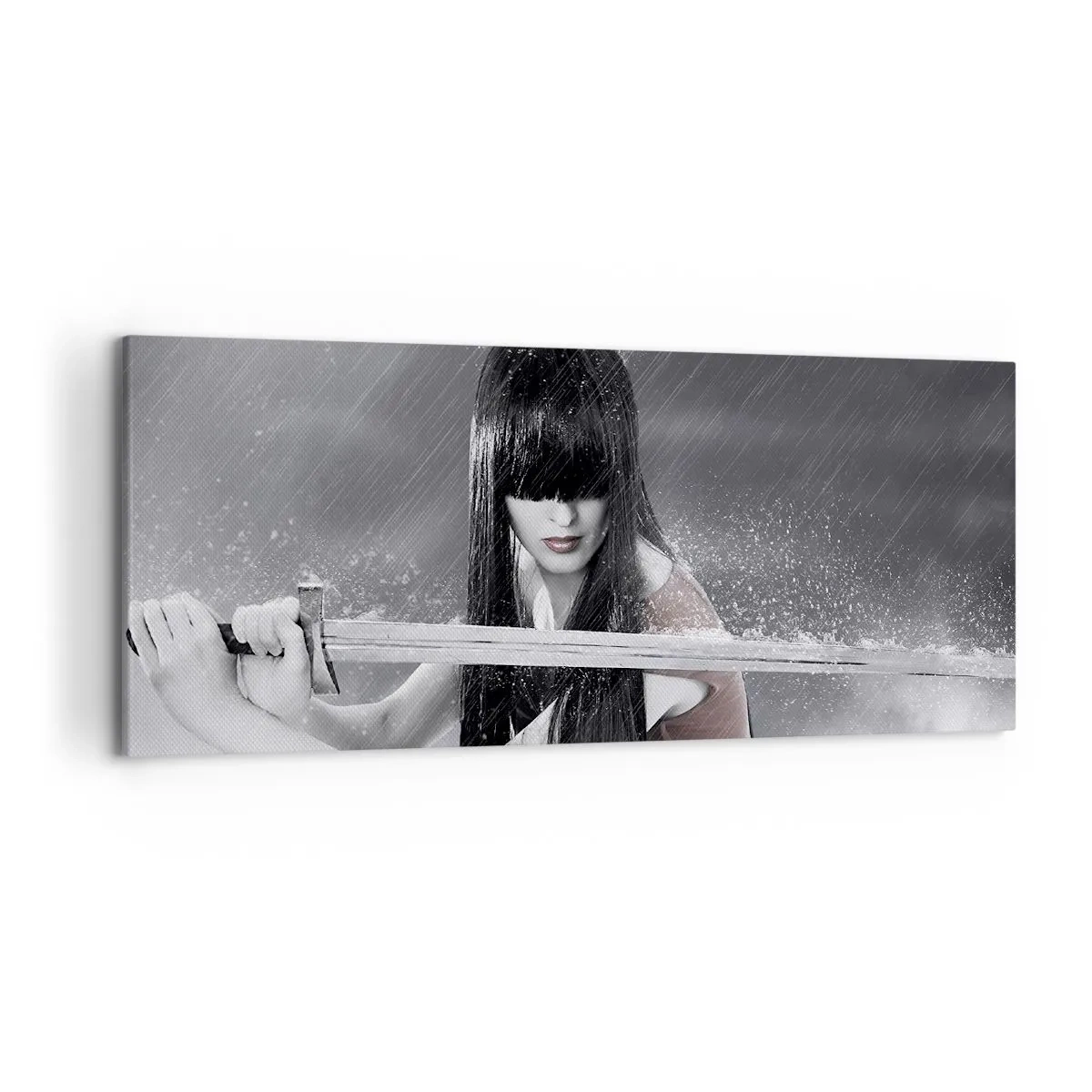 Impression sur toile - Image sur toile - Une femme avec une épée sous la pluie avec une apparence dynamique et mystérieuse - 120x50cm - Belle et dangereuse - Décoration murale moderne pour le salon et la chambre ARTTOR