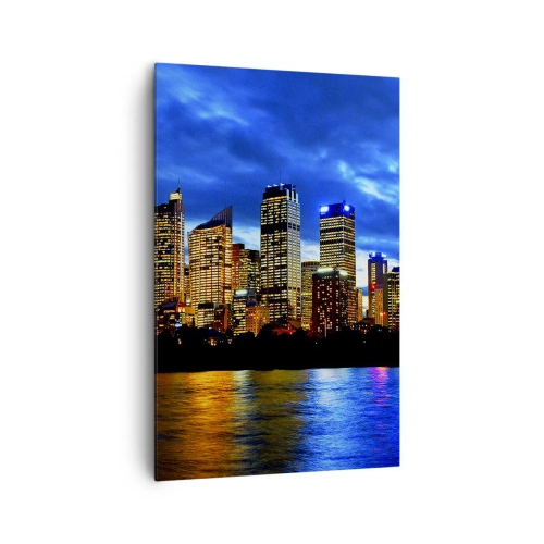 Impression sur toile - Image sur toile - Panorama de la ville nocturne avec des gratte-ciel illuminés au-dessus de l'eau - 80x120cm - Une nuit de lumières et de couleurs - Décoration murale moderne pour le salon et la chambre ARTTOR