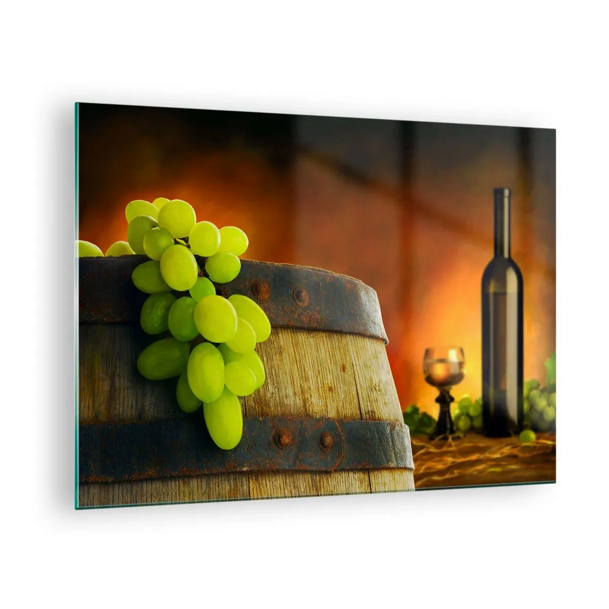 Impression sur verre - Image sur verre - Raisins sur un tonneau dans un cadre rustique avec du vin en arrière-plan - 70x50cm - Nature morte avec une bouteille de vin et une grappe de raisin - Décoration murale moderne pour le salon et la chambre ARTTOR