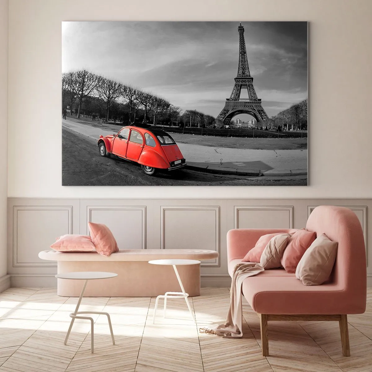 Impression sur verre - Image sur verre - Une voiture rouge avec la Tour Eiffel en arrière-plan dans un décor noir et blanc - 70x50cm - Plus parisien que Paris lui-même - Décoration murale moderne pour le salon et la chambre ARTTOR