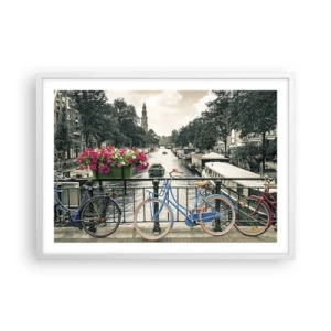 Affiche dans un cadre blanc - Poster - Couleurs de rue d'Amsterdam - 70x50 cm