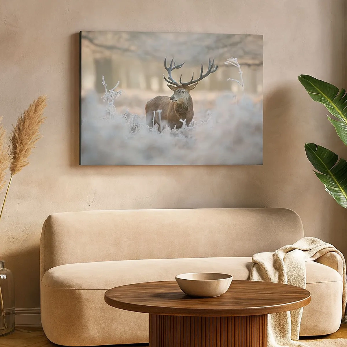 Impression sur toile - Image sur toile - Un cerf dans une clairière givrée dans une forêt hivernale aux couleurs subtiles - 70x50cm - Une matinée animée - Décoration murale moderne pour le salon et la chambre ARTTOR
