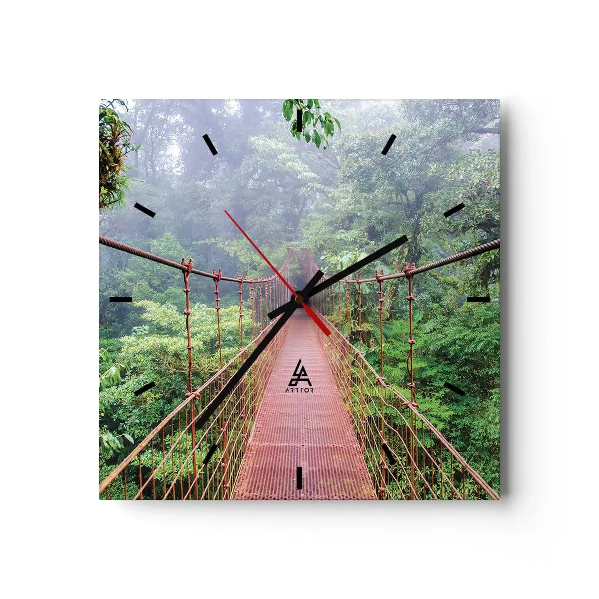 Horloge murale - Pendule murale - Un pont suspendu dans une jungle tropicale entourée de brouillard - 30x30cm - Suspendu sur les couronnes - Décoration murale moderne pour le salon et la chambre ARTTOR