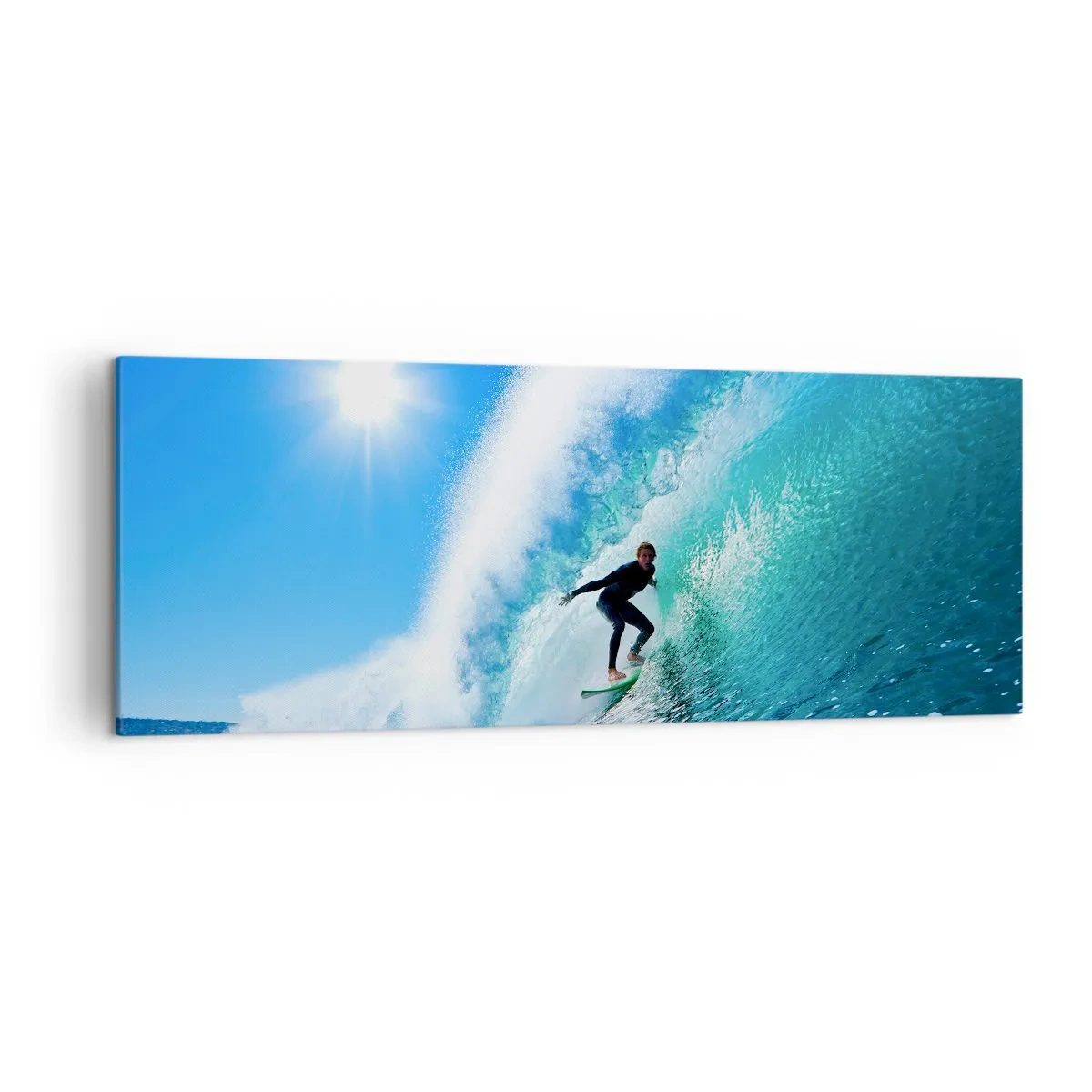 Impression sur toile - Image sur toile - Un surfeur sur une planche chevauche une vague puissante sous un ciel bleu. - 140x50cm - A travers le grand ciel bleu - Décoration murale moderne pour le salon et la chambre ARTTOR