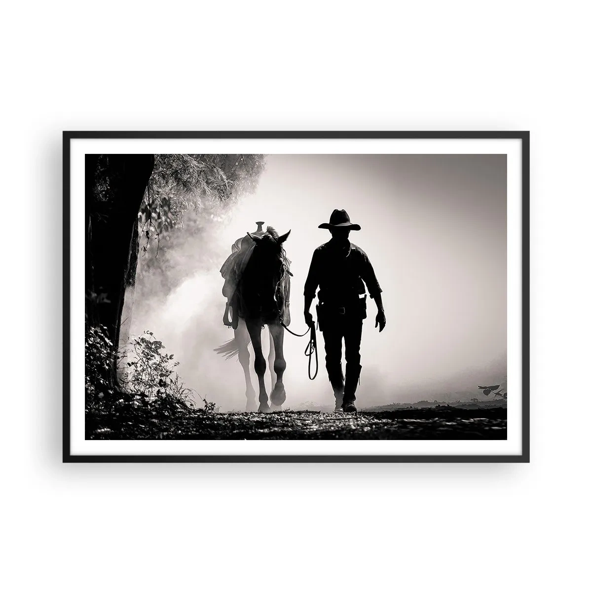 Affiche dans un cadre noir - Poster - Cowboy avec cheval dans le brouillard matinal - 100x70cm - Matinée texane - Décoration murale moderne pour le salon et la chambre ARTTOR