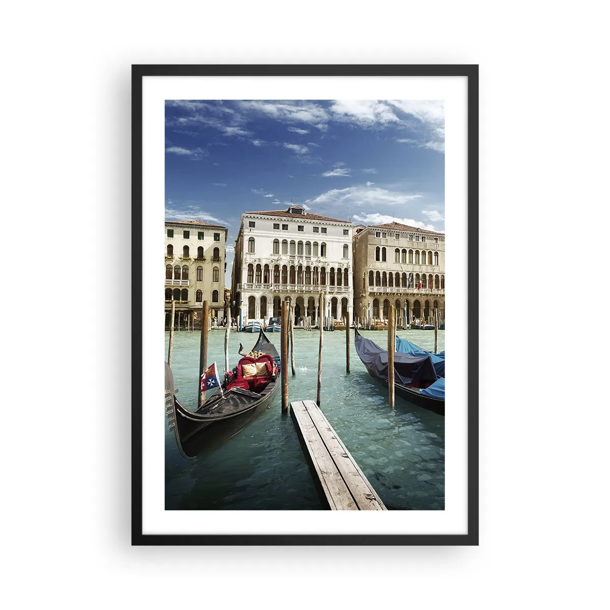Affiche dans un cadre noir - Poster - Gondoles sur l'eau avec des bâtiments historiques en arrière-plan à Venise - 50x70cm - Palace bleu ciel - Décoration murale moderne pour le salon et la chambre ARTTOR