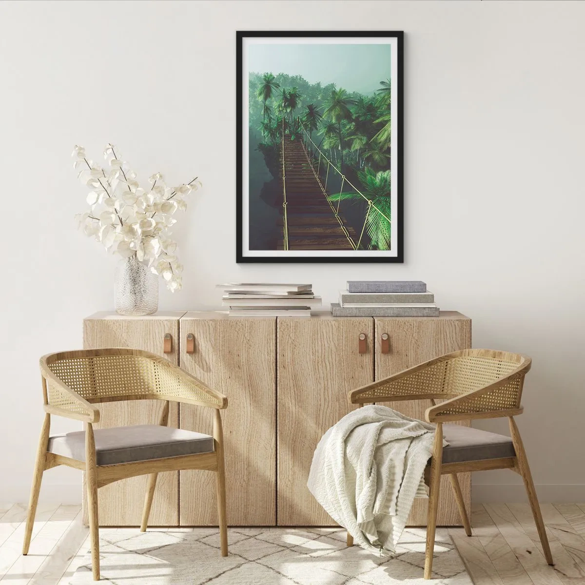 Affiche dans un cadre noir - Poster - Un pont suspendu dans une forêt tropicale pleine de palmiers - 50x70cm - Au fil de la verdure - Décoration murale moderne pour le salon et la chambre ARTTOR
