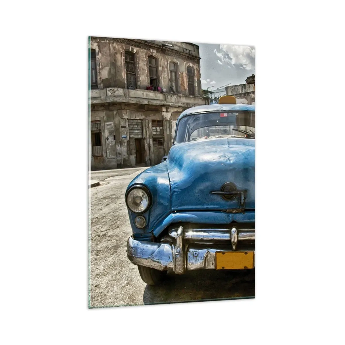 Impression sur verre - Image sur verre - Une vieille voiture bleue dans la rue dans un style rétro - 80x120cm - L'ancien est beau - Décoration murale moderne pour le salon et la chambre ARTTOR