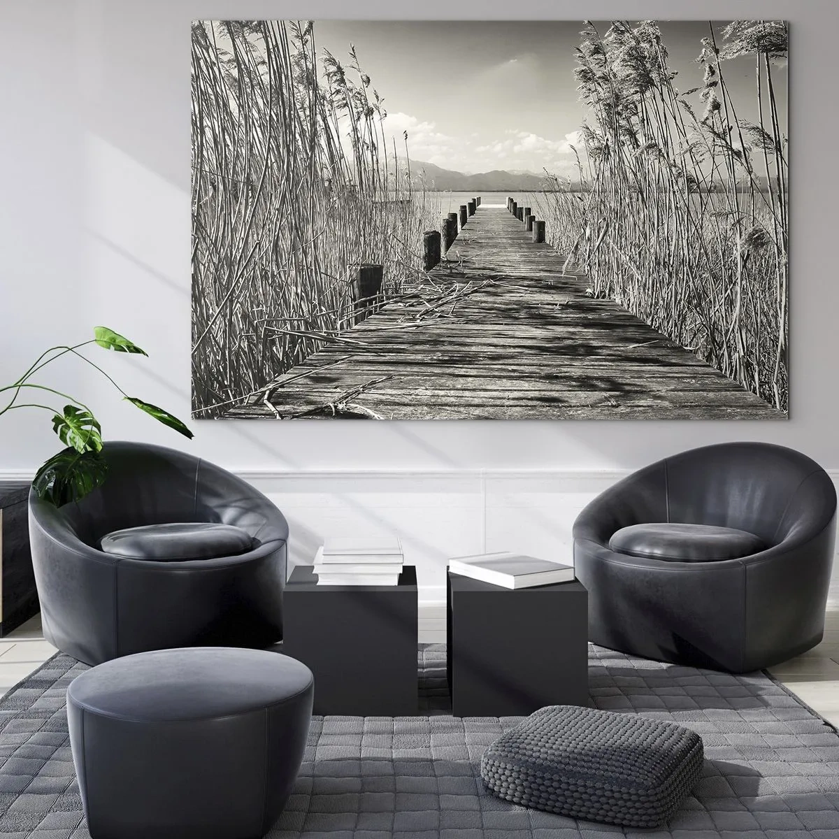 Impression sur verre - Image sur verre - Un pont en bois traverse l'herbe au-dessus d'un lac tranquille. - 70x50cm - Dans le calme de l'herbe - Décoration murale moderne pour le salon et la chambre ARTTOR