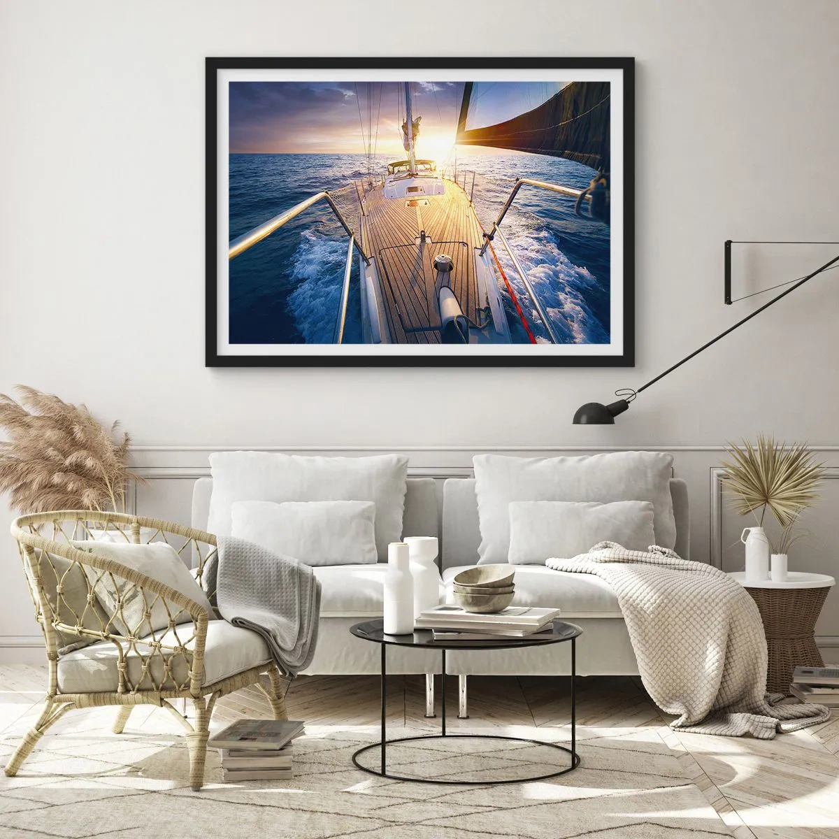 Affiche dans un cadre noir - Poster - Yacht en mer au coucher du soleil - 70x50cm - Courir sur les vagues - Décoration murale moderne pour le salon et la chambre ARTTOR