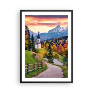 Affiche dans un cadre noir - Poster - Chapelle de montagne parmi les arbres d'automne au coucher du soleil - 50x70cm - Paysage comme peind - Décoration murale moderne pour le salon et la chambre ARTTOR