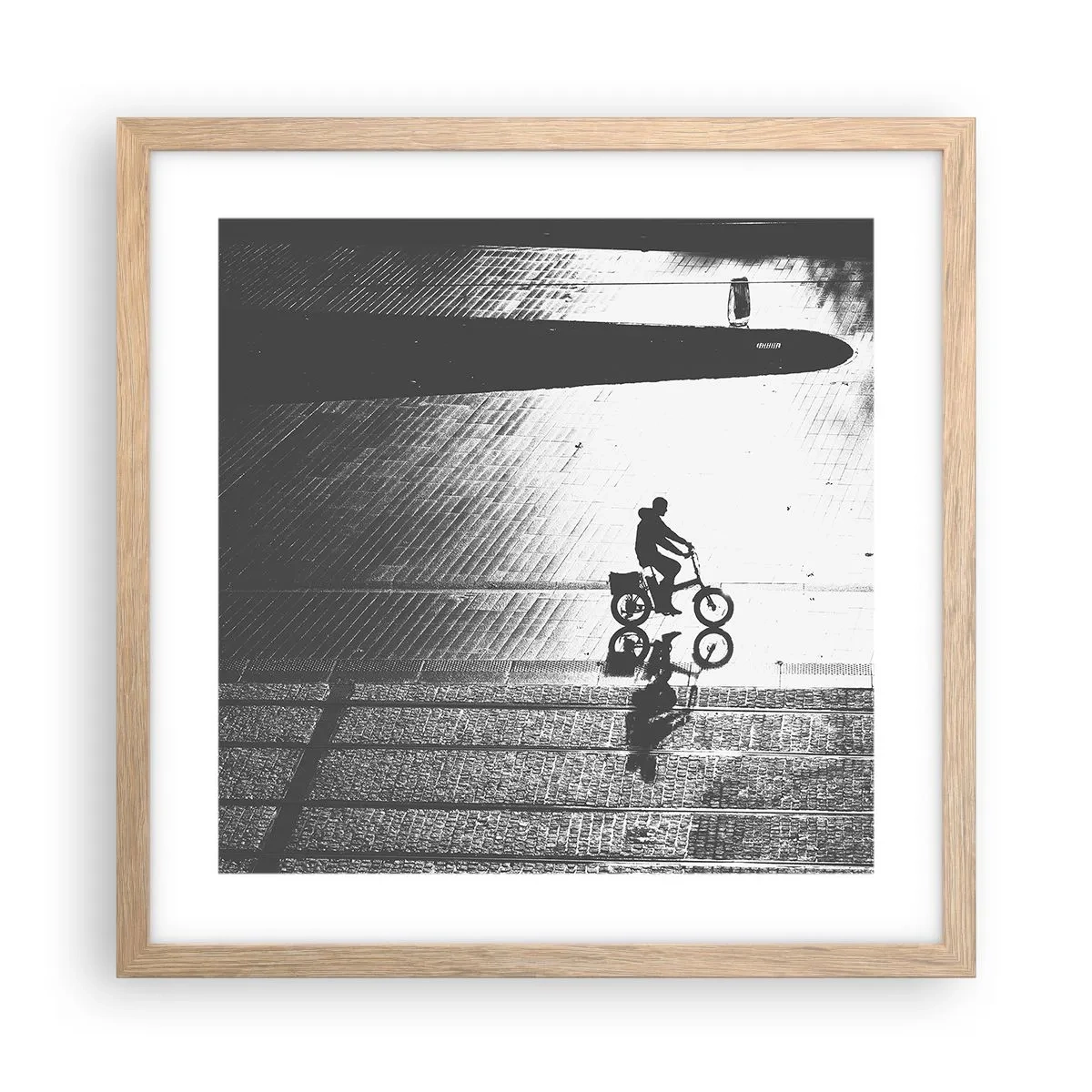 Affiche dans un chêne clair - Poster - Devant moi, à travers la ville - 40x40 cm