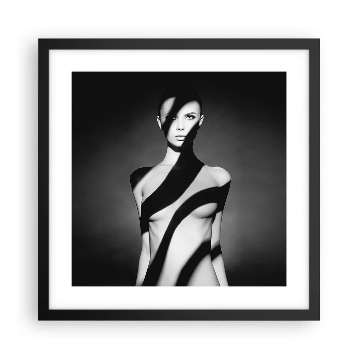 Affiche dans un cadre noir - Poster - Dans la brillance et l'ombre - 40x40 cm