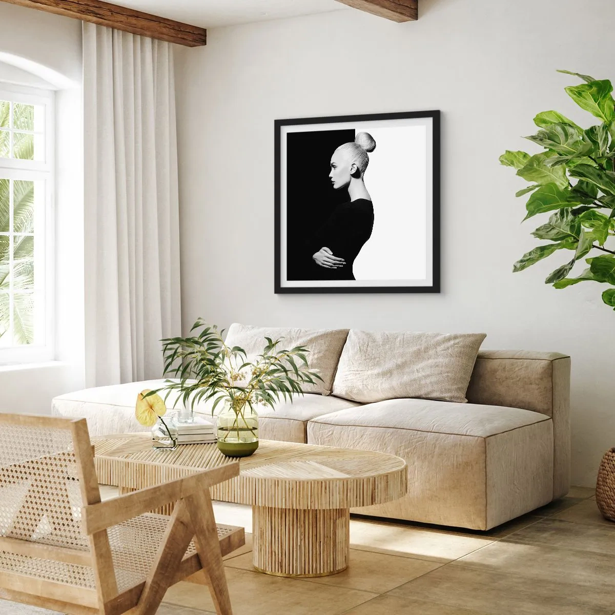 Affiche dans un cadre noir - Poster - Tout simplement une femme - 40x40 cm