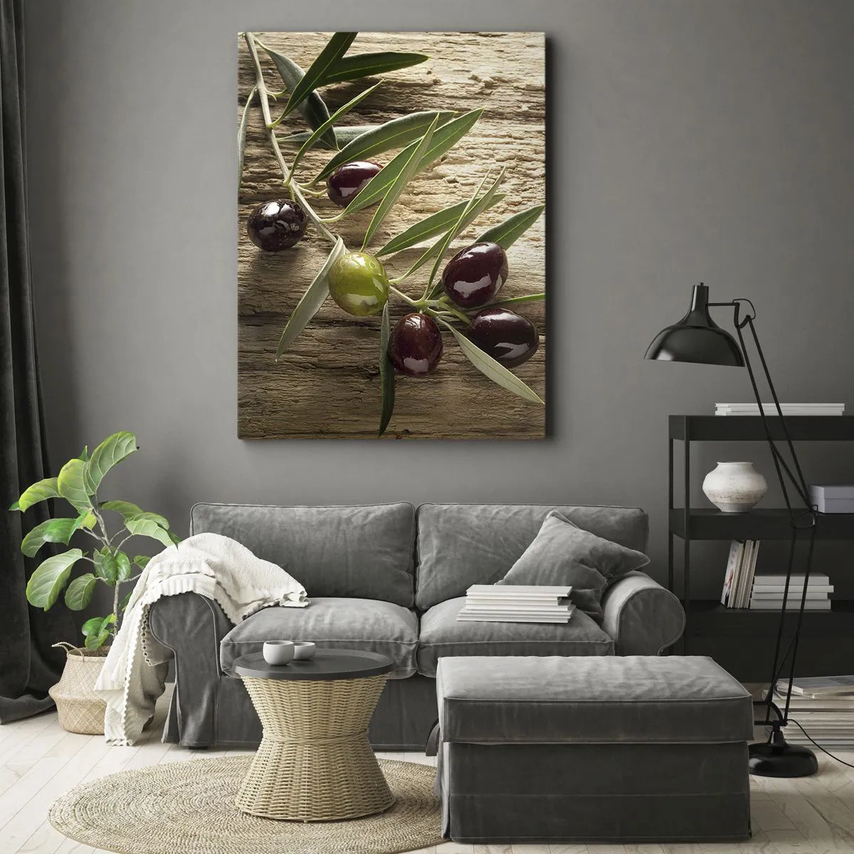 Impression sur toile - Image sur toile - Branche d'olivier avec des fruits sur un fond de bois vieilli - 80x120cm - Directement de la nature - Décoration murale moderne pour le salon et la chambre ARTTOR