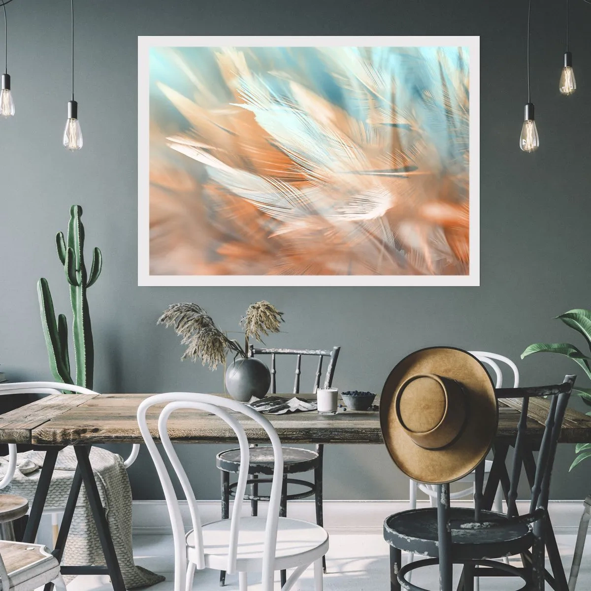 Affiche - Poster - Plumes délicates dans des tons pastel de bleu et d'orange - 100x70cm - Au pays de la douceur - Décoration murale moderne pour le salon et la chambre ARTTOR