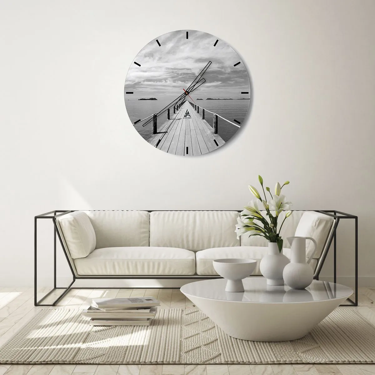 Horloge murale - Pendule murale - Une jetée menant au loin sur la surface calme de la mer - 30x30cm - Et peut-être un voyage... - Décoration murale moderne pour le salon, la cuisine et la chambre ARTTOR