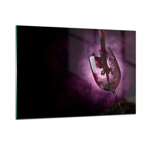Impression sur verre - Image sur verre - Du vin rouge versé dans un verre sur un fond violet - 120x80cm - Écarlate? Carmin? Non, rubis. - Décoration murale moderne pour le salon et la chambre ARTTOR