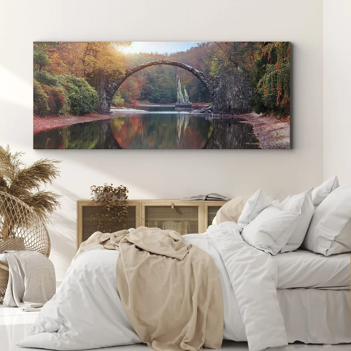 Impression sur toile - Image sur toile - Un pont de pierre dans un paysage d'automne sur une eau calme - 120x50cm - De l'autre cote du miroir - Décoration murale moderne pour le salon et la chambre ARTTOR