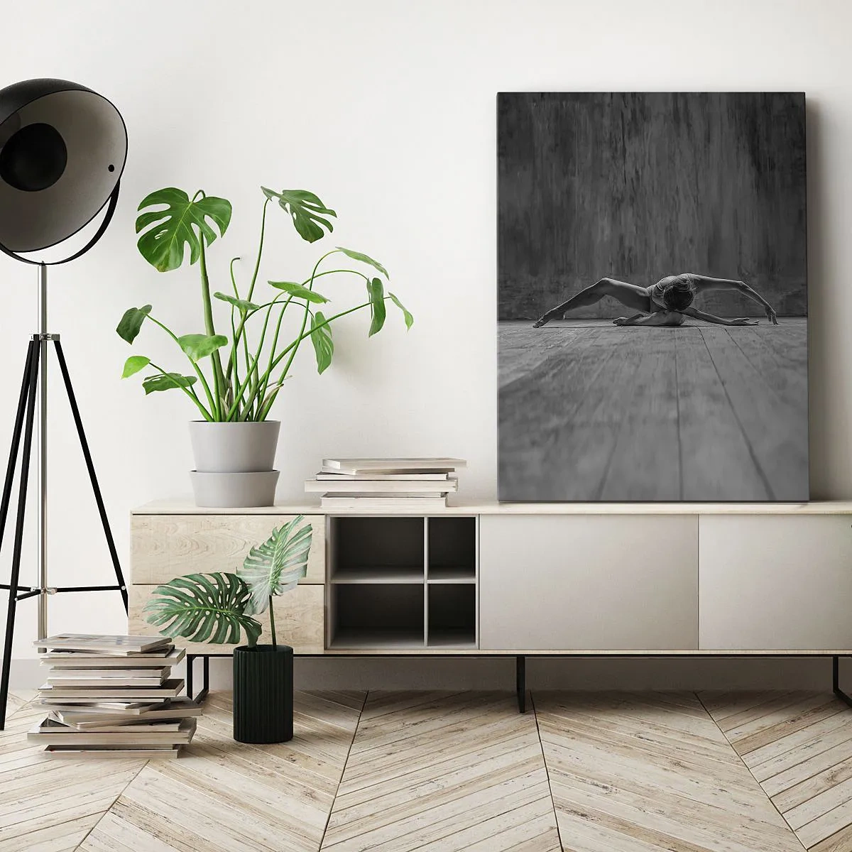 Impression sur toile - Image sur toile - Une danseuse dans une pose artistique - 50x70cm - Symétrie trouvée - Décoration murale moderne pour le salon et la chambre ARTTOR