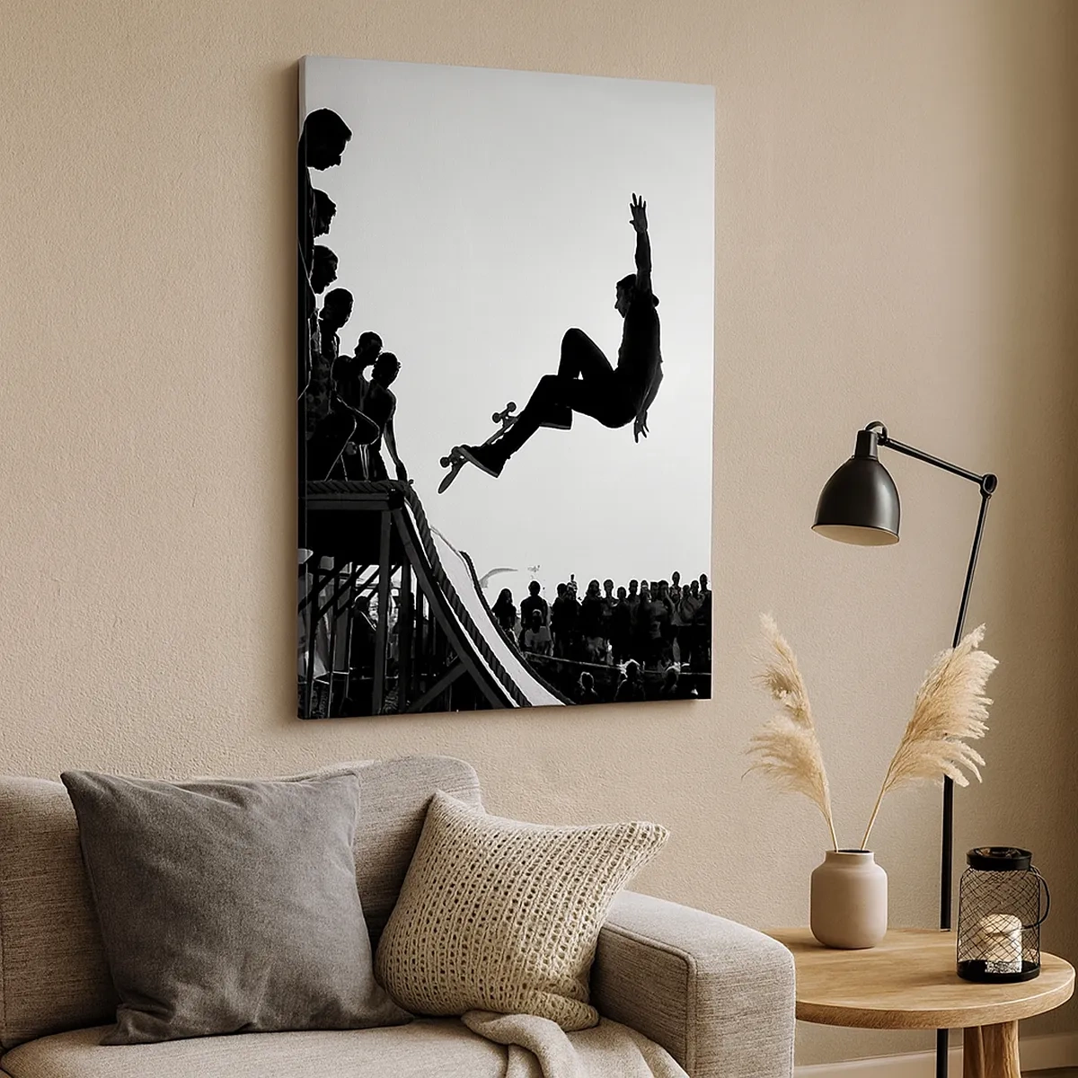 Impression sur toile - Image sur toile - Scène de skateboard en noir et blanc sur une rampe - 50x70cm - Héros et spectateurs - Décoration murale moderne pour le salon et la chambre ARTTOR